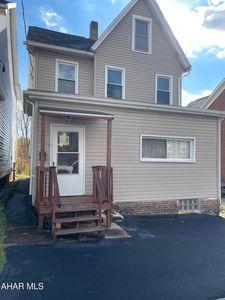 1009 22nd Ave, Altoona, PA, 16601