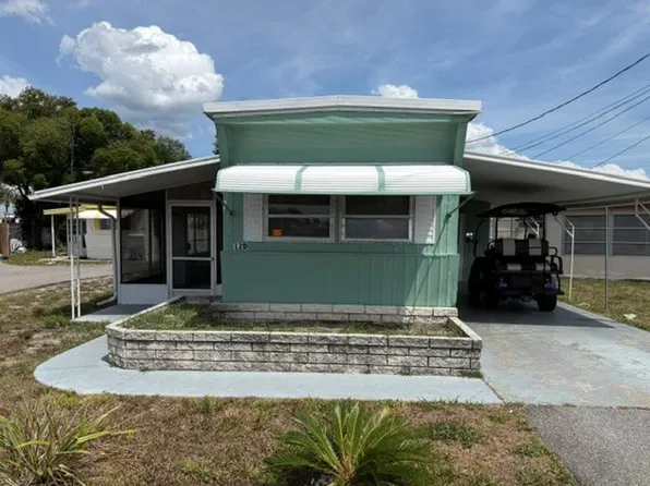 12D Lake Breeze Dr, Tavares, FL 32778