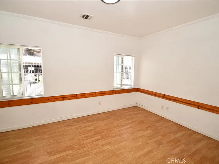 14103 Fonthill Ave — Photo 32
