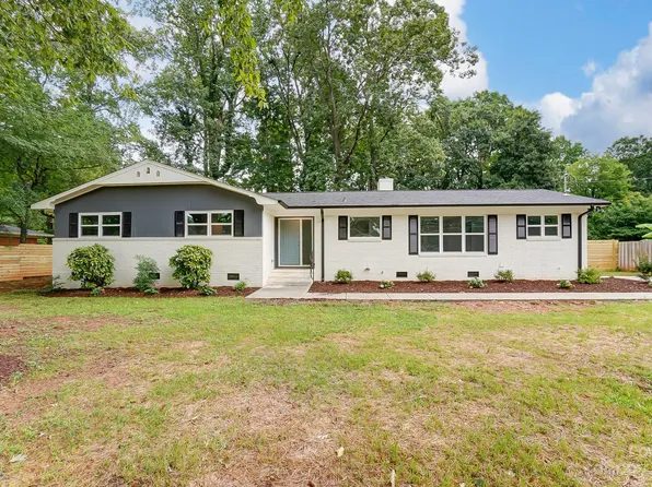 6022 Woodbridge Rd, Charlotte, NC 28227