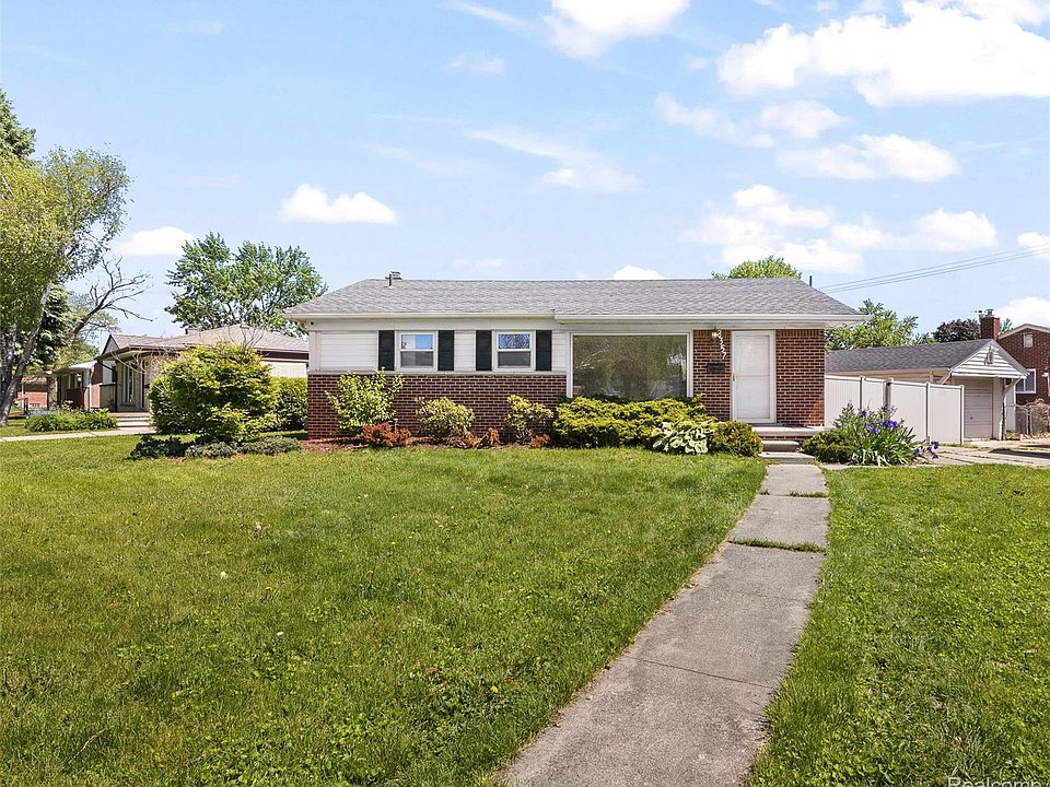 1st image of 8357 Margaret St