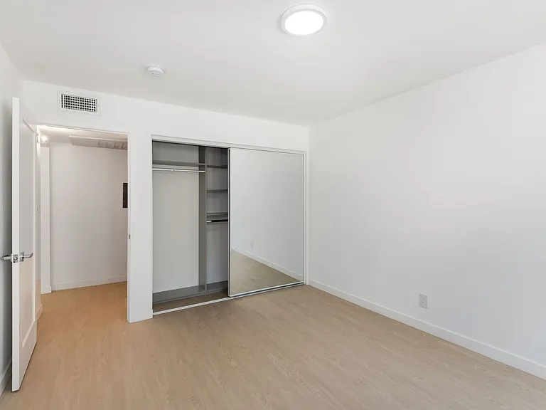 1546 Bundy Drive — Photo 15