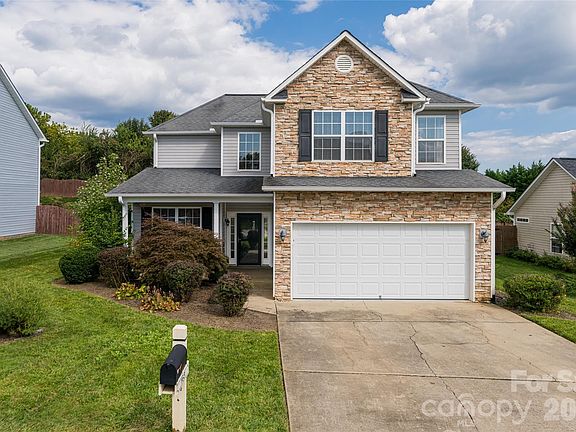 2nd image of 163 Yadkin Rd