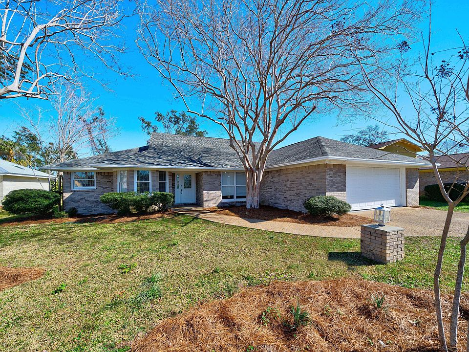 1st image of 619 Amberjack Dr