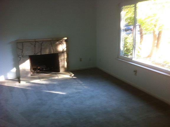 3rd image of 8889 La Riviera Dr