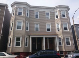664-664A E 8th St, South Boston, MA 02127