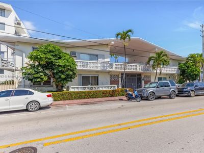 8040 Tatum Waterway Dr APT 7, Miami Beach, FL, 33141