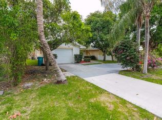 306 SW 4th Ave, Boynton Beach, FL 33435