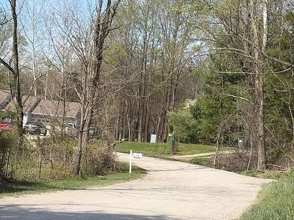 5th image of 7657 Ault Rd