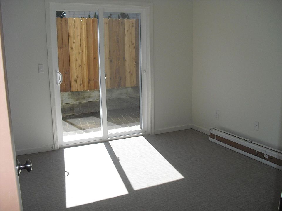 2nd image of 1630 Margo Ln APT A