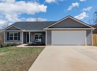 466 Mandys Meadow Dr, Inman, SC 29349