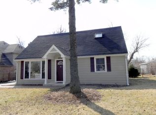 5838 Tennessee Ave, Clarendon Hills, IL