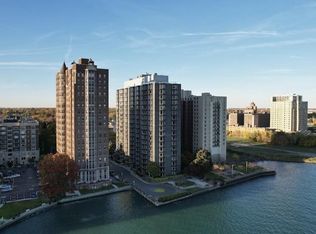 8200 E Jefferson Ave #803, Detroit, MI