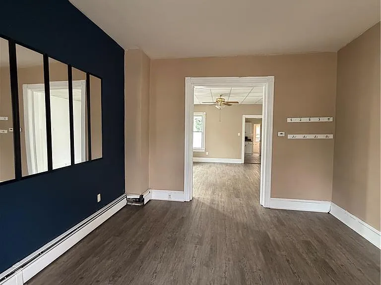 448 Market St — Photo 2