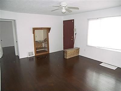 3rd image of 251 N Cherrywood Ave
