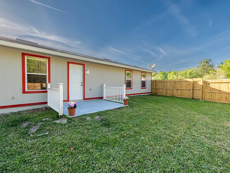 1529 Ibis Dr — Photo 13