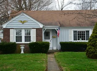 507 Bullocks Point Ave, Riverside, RI 02915