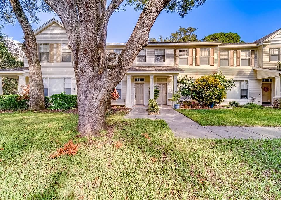 1st image of 13736 Forest Lake Dr
