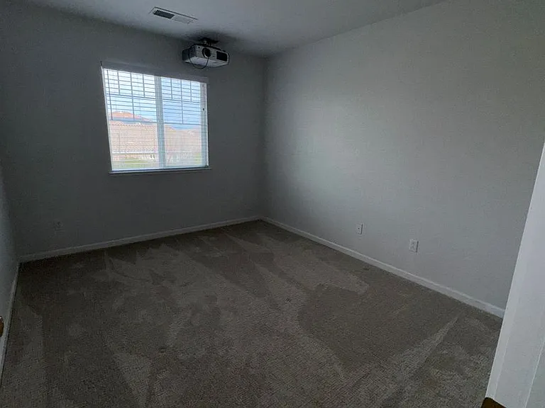 7916 Splendid Way — Photo 14