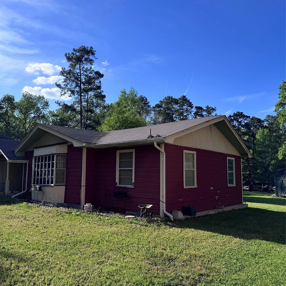 3 bed, 2.0 bath, 1199 sqft, $1,800 — Photo 2