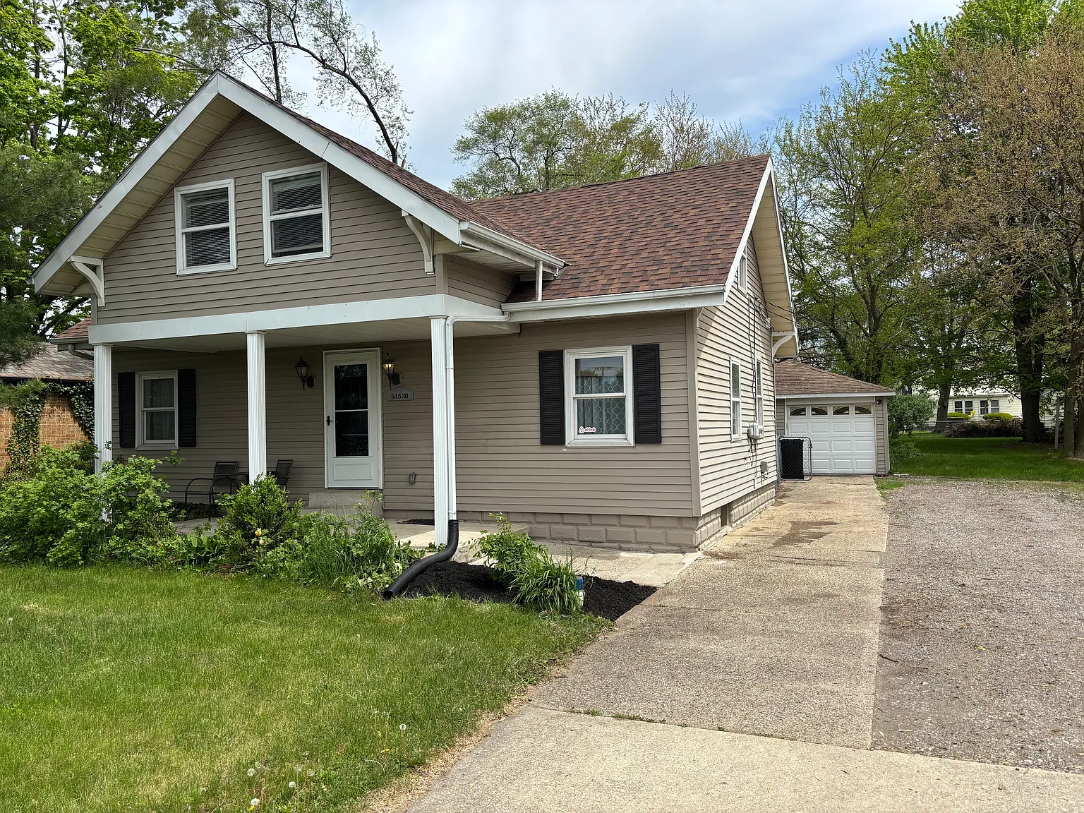 54530 Maple Lane Ave — Photo 1