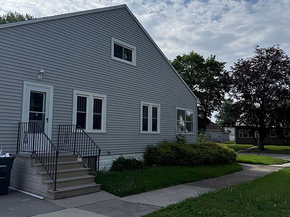 3rd image of 301 Bertch Ave