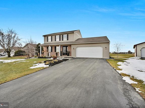5th image of 10 Georgie Ln