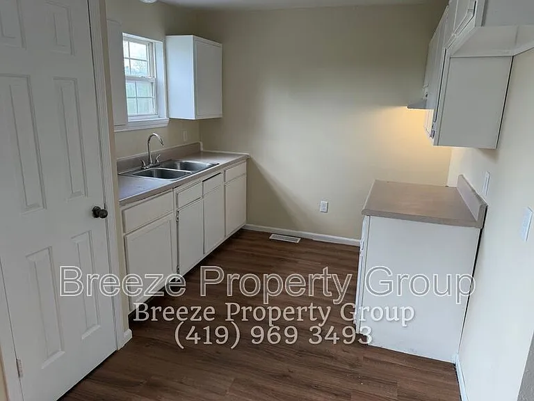 616 Hope St — Photo 2