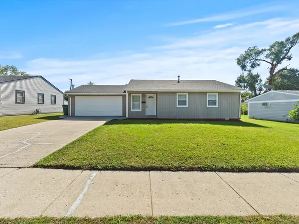 1208 Hague St, Joliet, IL 60432