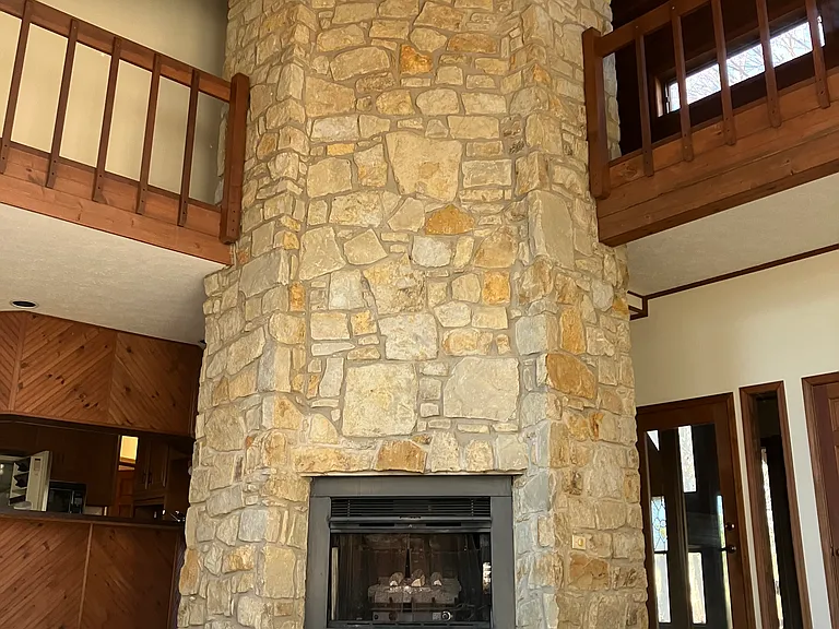 626 W Jackson St — Photo 22