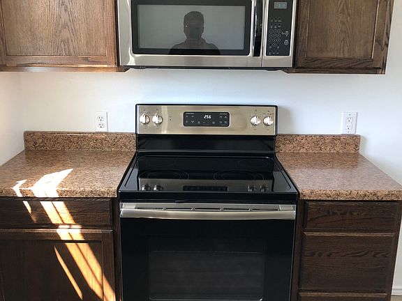 3rd image of 6809 River Oaks Dr