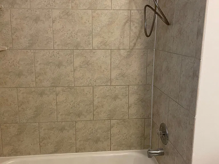 2304 Harvard Dr — Photo 21