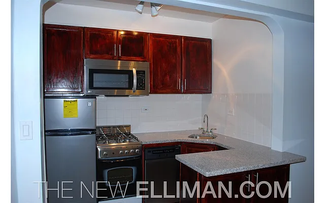 Sold by Douglas Elliman | media 16