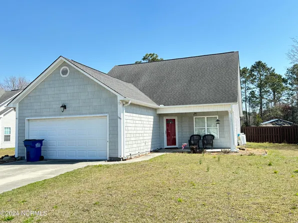 109 Penquin Place, Hampstead, NC 28443