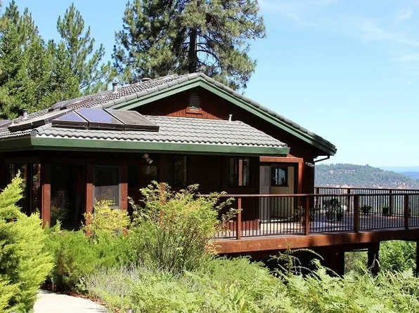 14941 Applewood Ln, Nevada City, CA 95959
