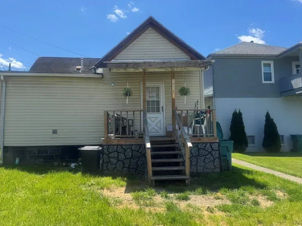 1715 1/2 Rear Hamill Ave, Clarksburg, WV 26301