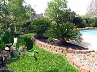2006 Stillwater Dr, Friendswood, TX 77546