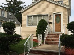 86-15 257 Street, Floral Park, NY 11001