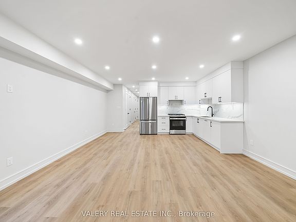 3rd image of 158 Dovercourt Rd