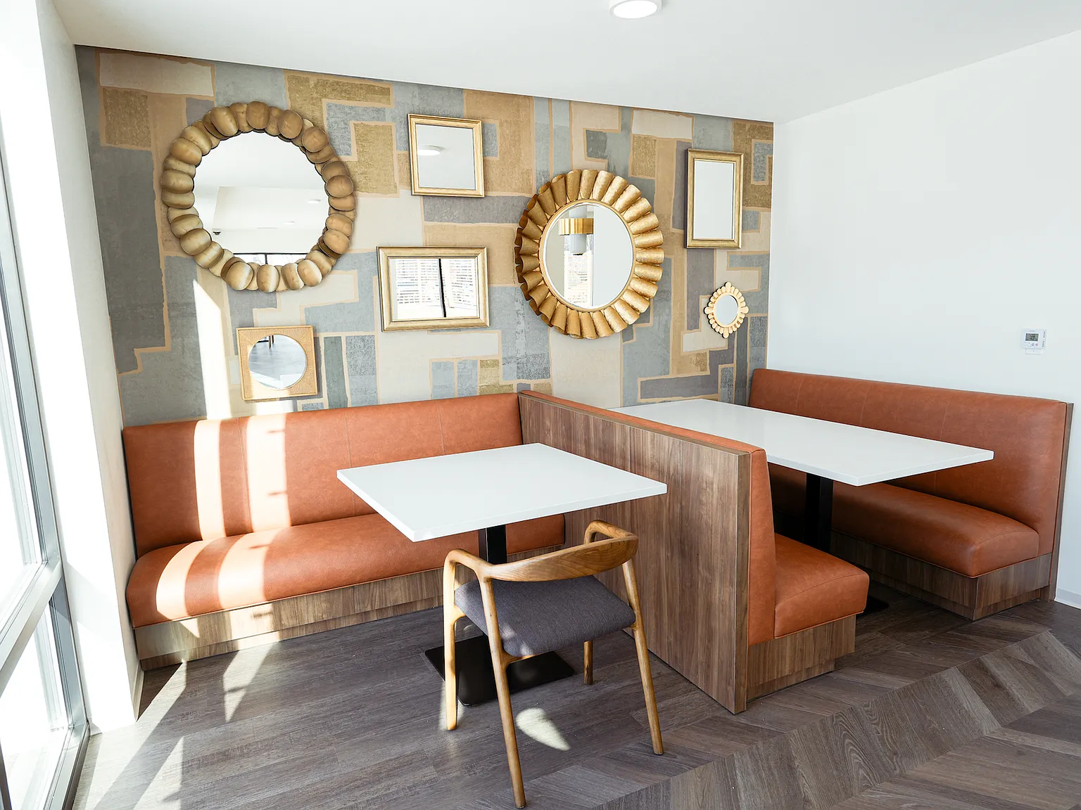 Galewood Residences — Photo 4