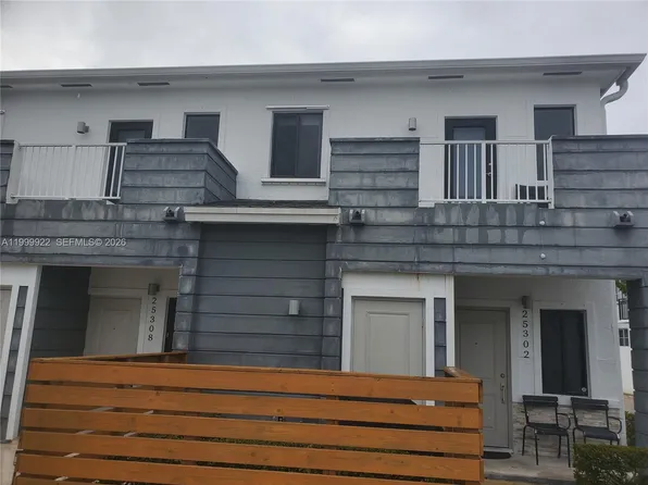 25302 SW 135th Ave, Homestead, FL 33032