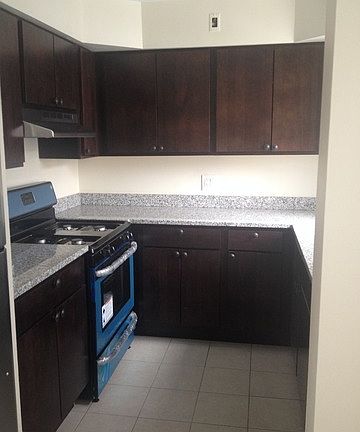 4th image of 1657 W Farwell Ave