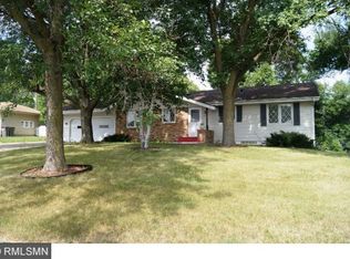 6236 Eden Prairie Rd, Eden Prairie, MN 55346