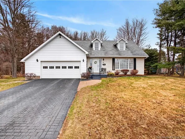 33 Winslow Ave, Miramichi, NB E1N 2Y2