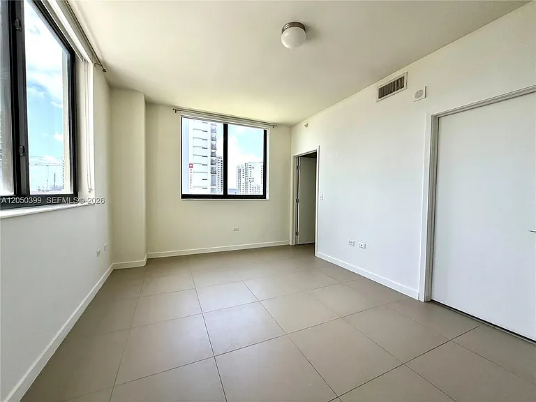 999 SW 1st Ave #1204 — Photo 23