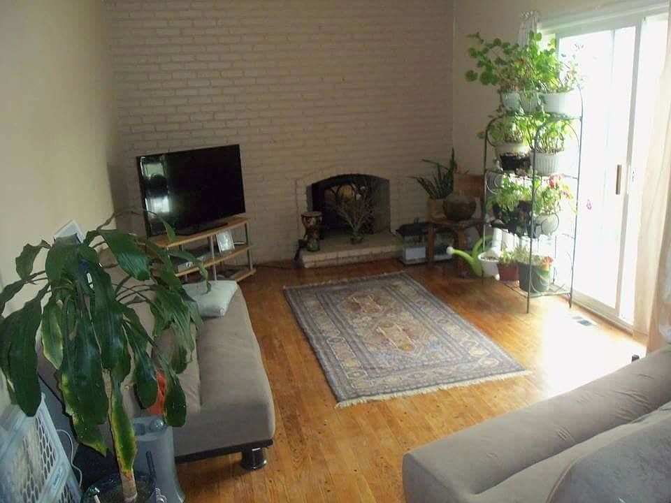 1st image of 1395 King George Blvd