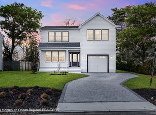 2223 Old Mill Rd, Spring Lake, NJ 07762