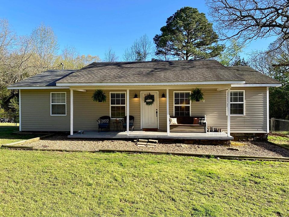 1st image of 1027 Caddo Dr