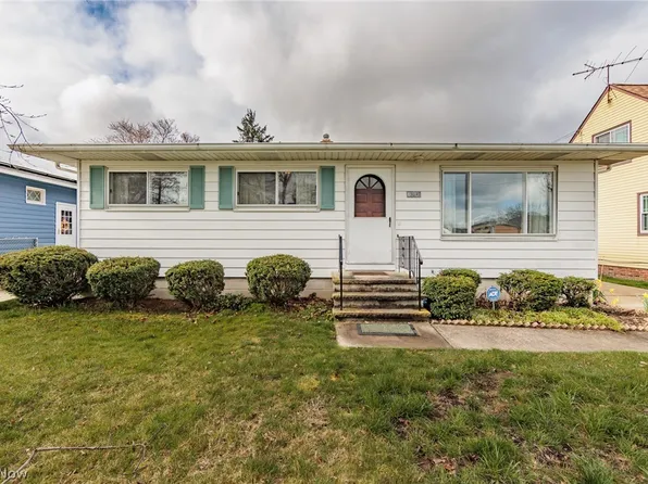 19605 Parkmount Ave, Cleveland, OH 44135