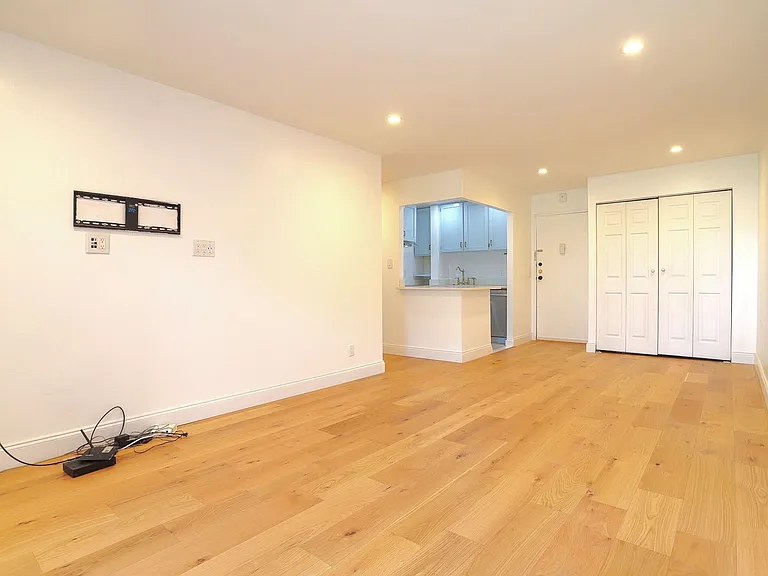 1111 River Rd #G7 — Photo 4